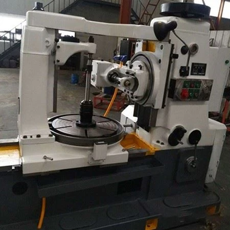 Y31125 Hobbing machine  (2)